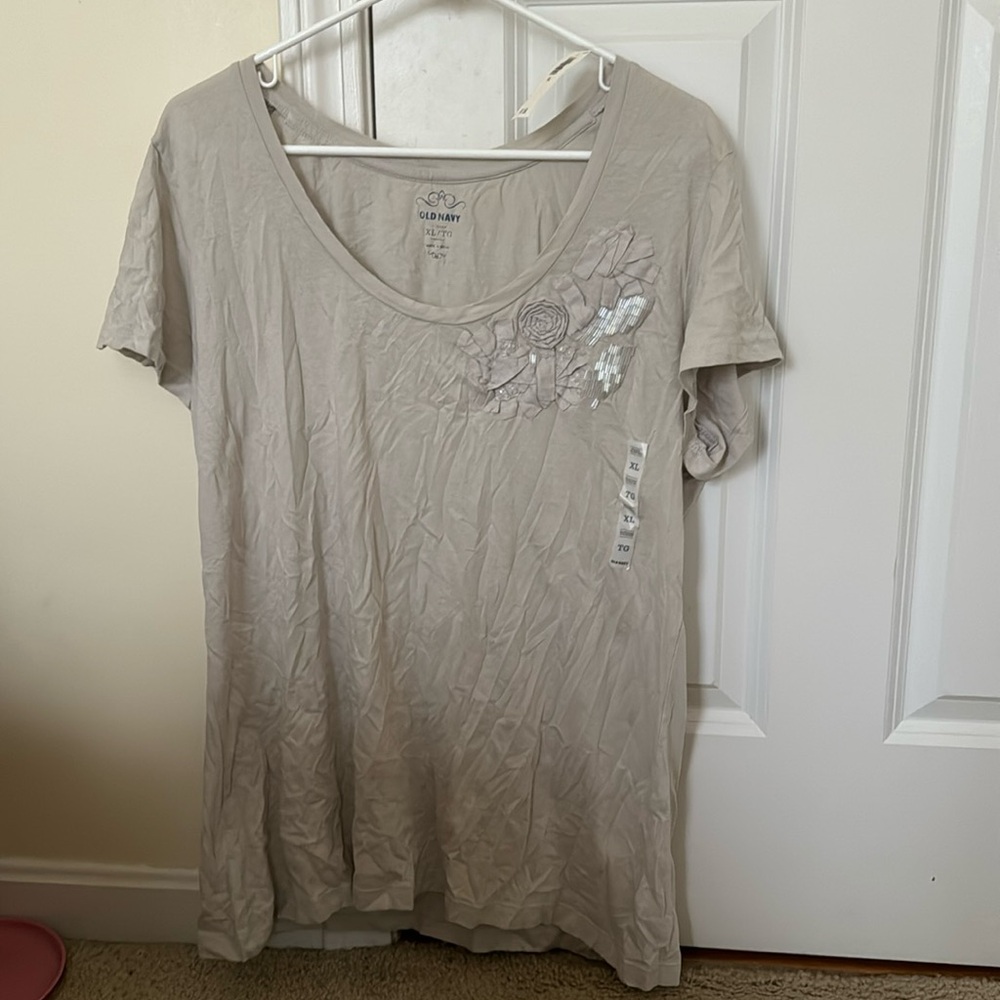 OLD NAVY Woman’s T-Shirt